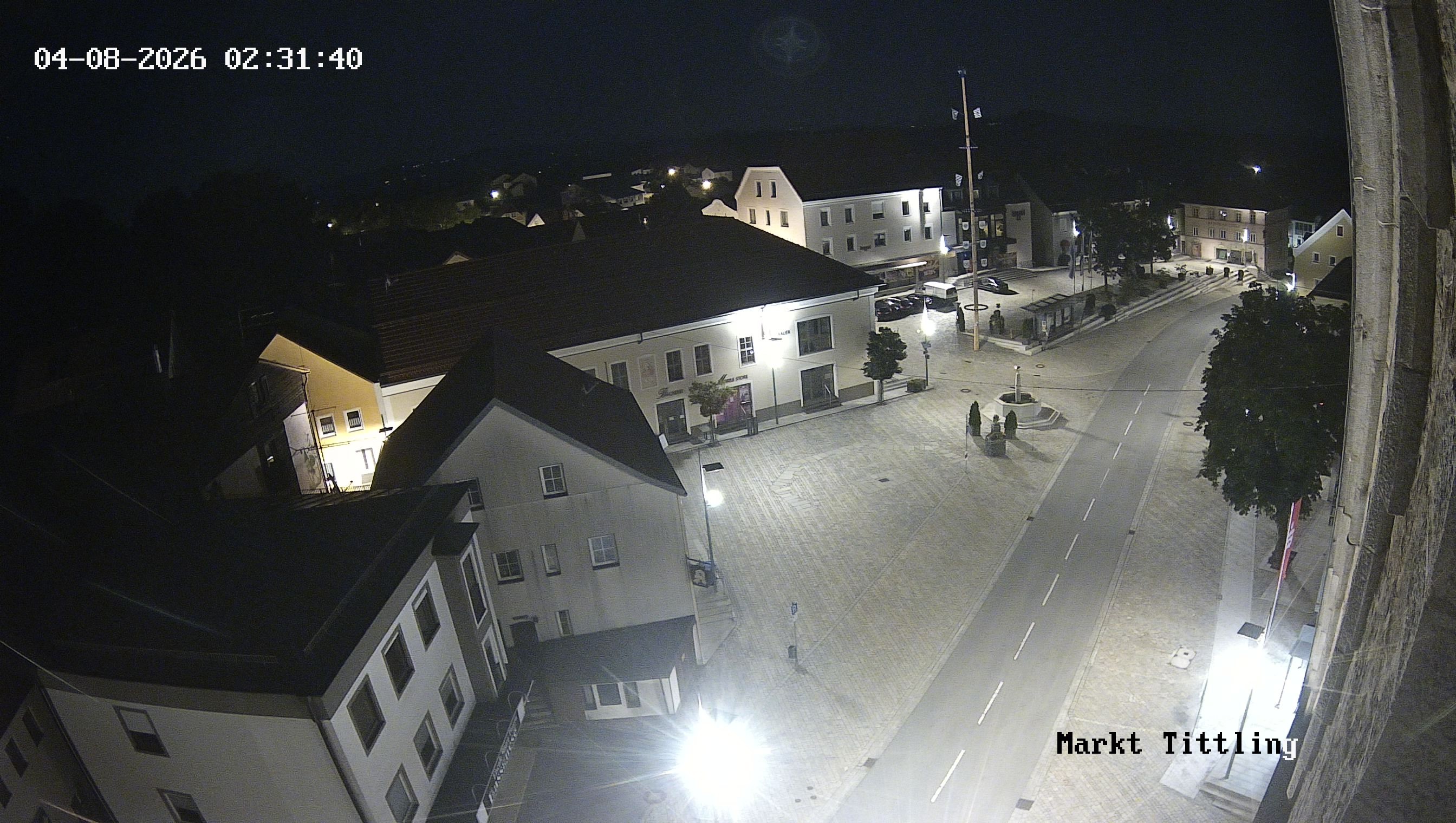 Archiv Foto Webcam Marktplatz in Tittling