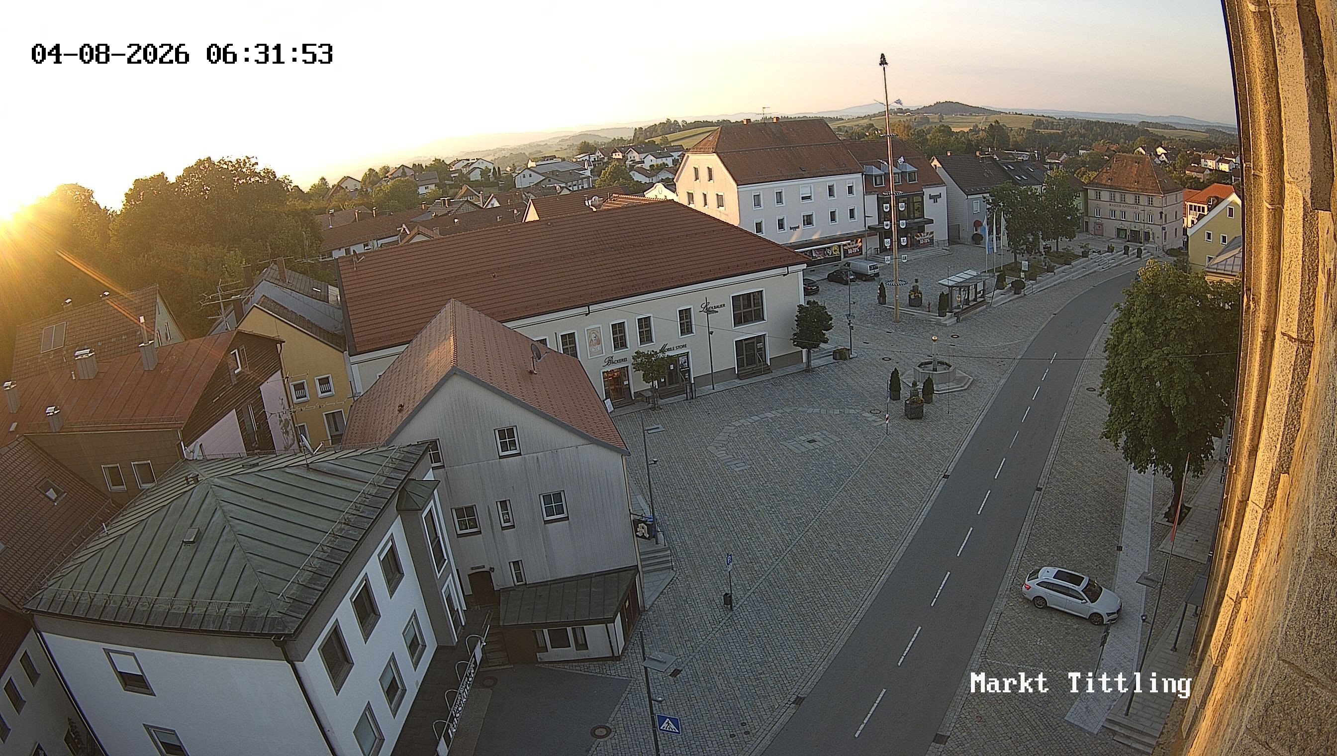 Archiv Foto Webcam Marktplatz in Tittling