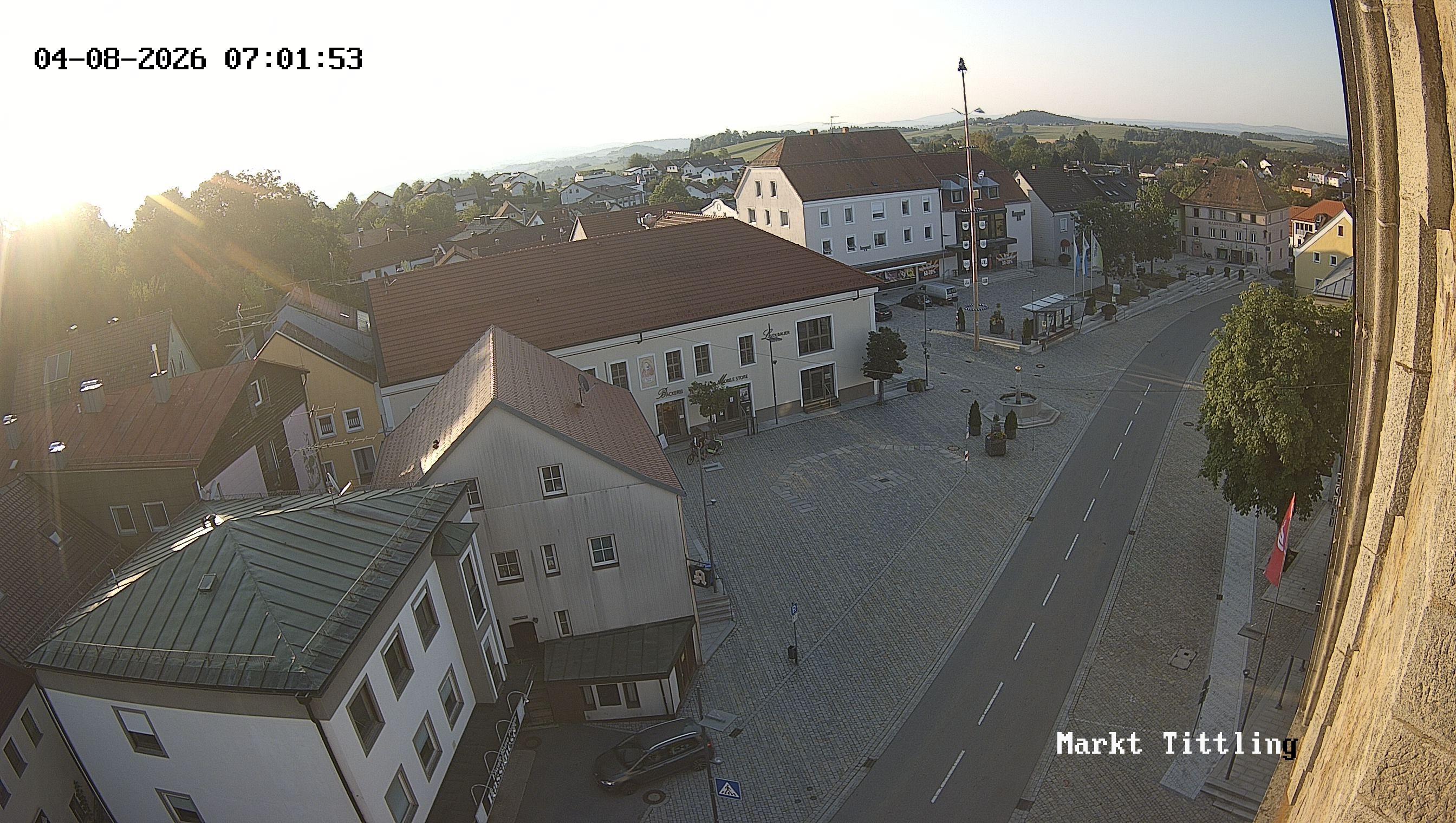 Archiv Foto Webcam Marktplatz in Tittling