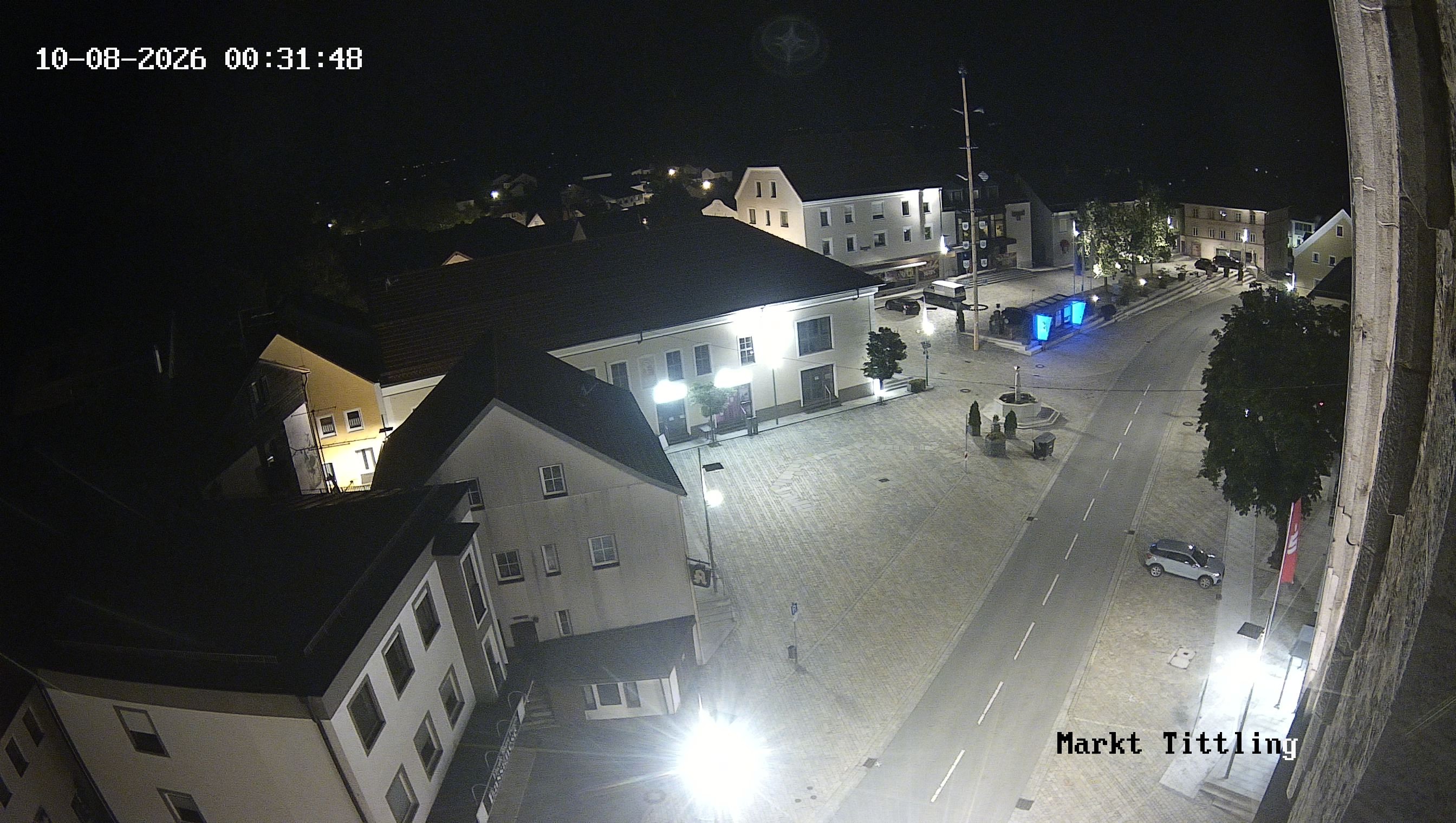 Archiv Foto Webcam Marktplatz in Tittling