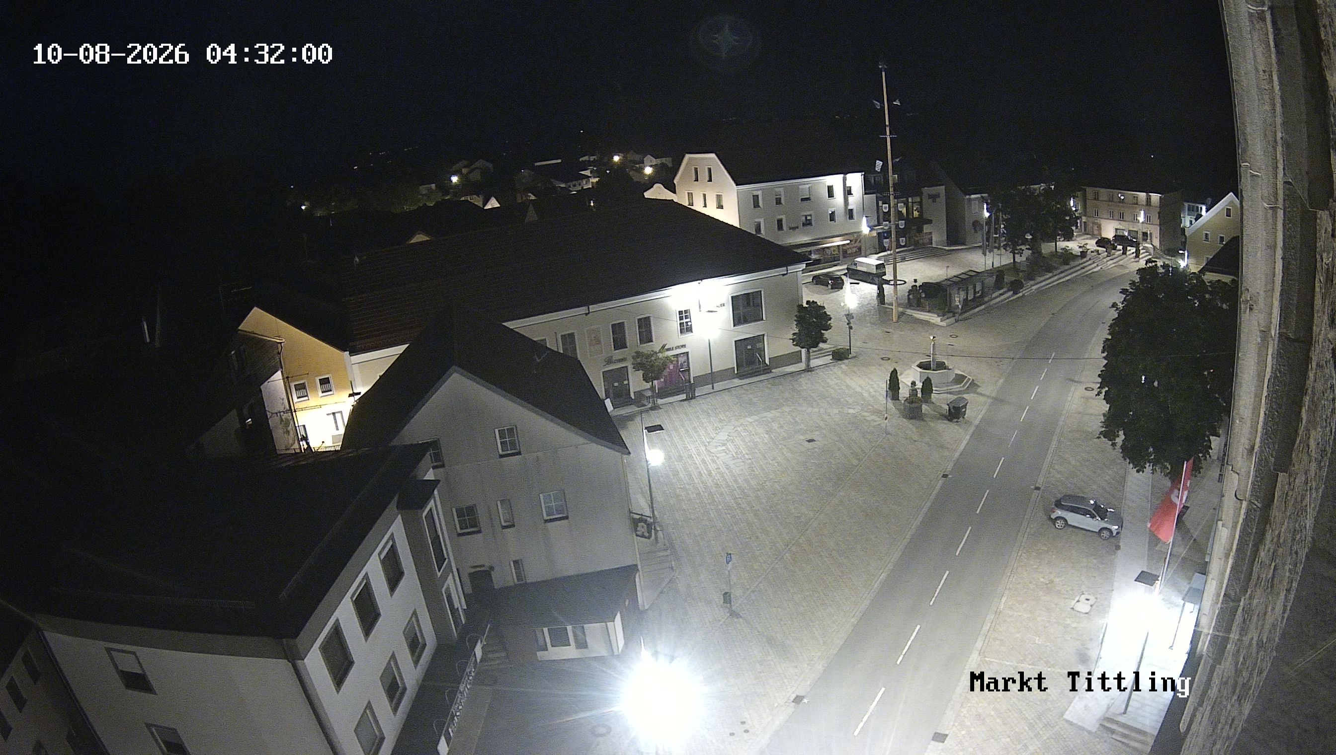 Archiv Foto Webcam Marktplatz in Tittling