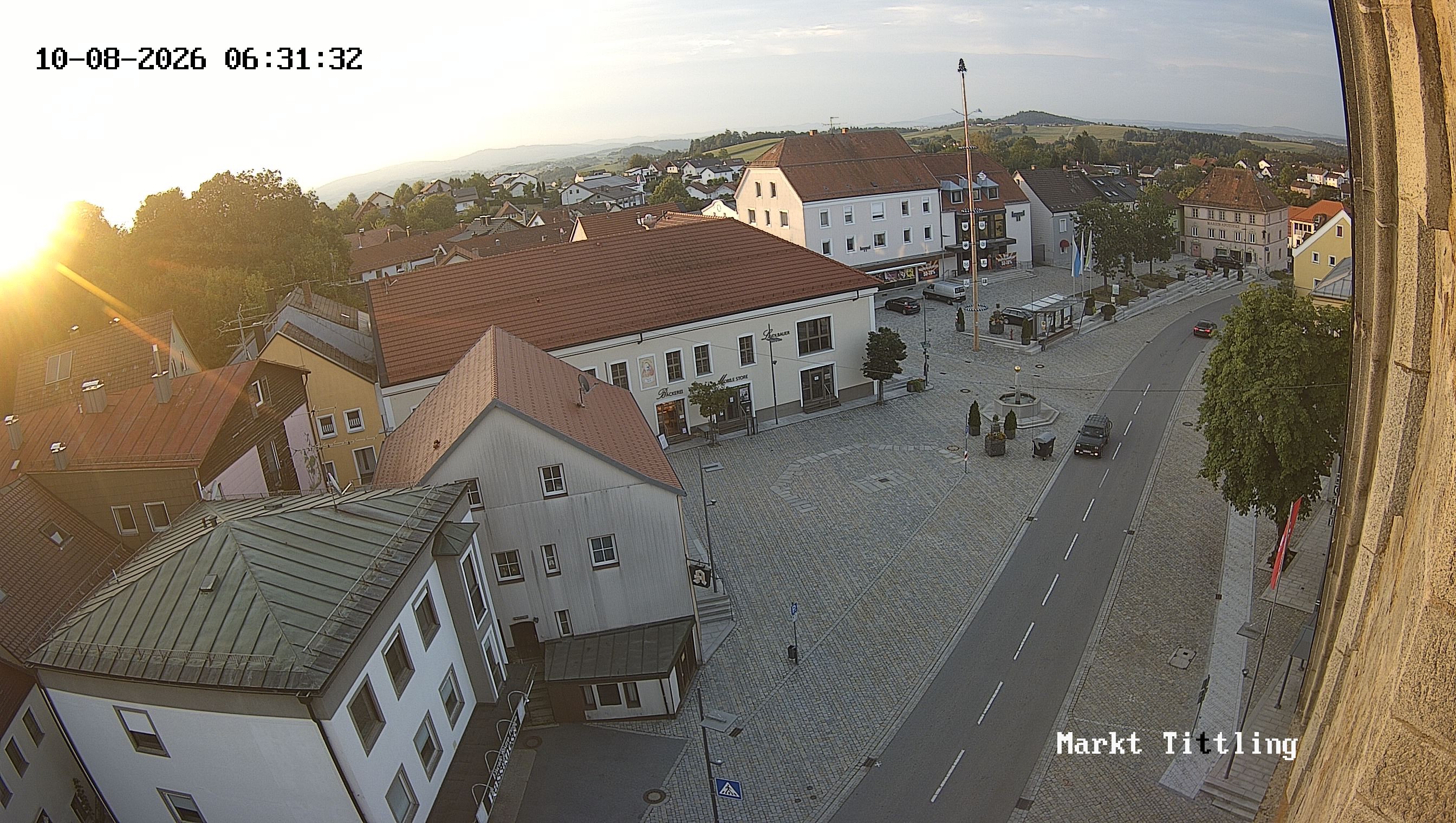 Archiv Foto Webcam Marktplatz in Tittling