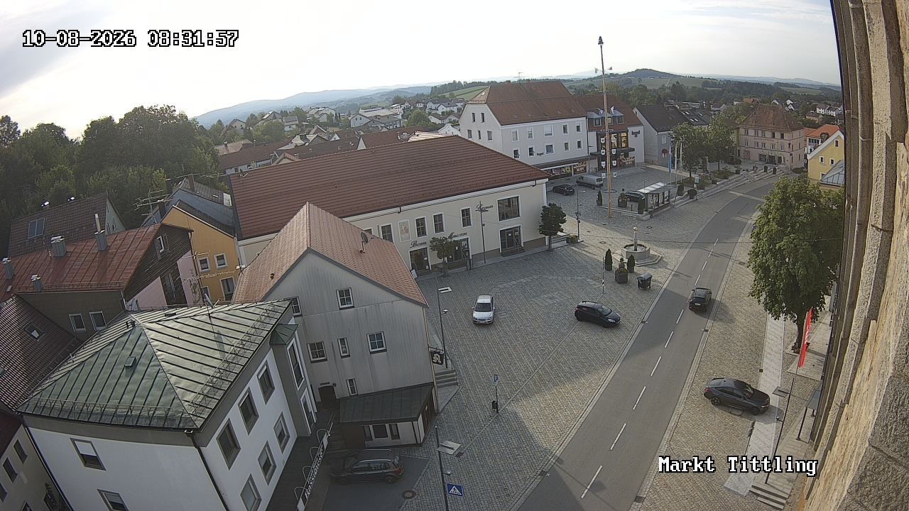Archiv Foto Webcam Marktplatz in Tittling