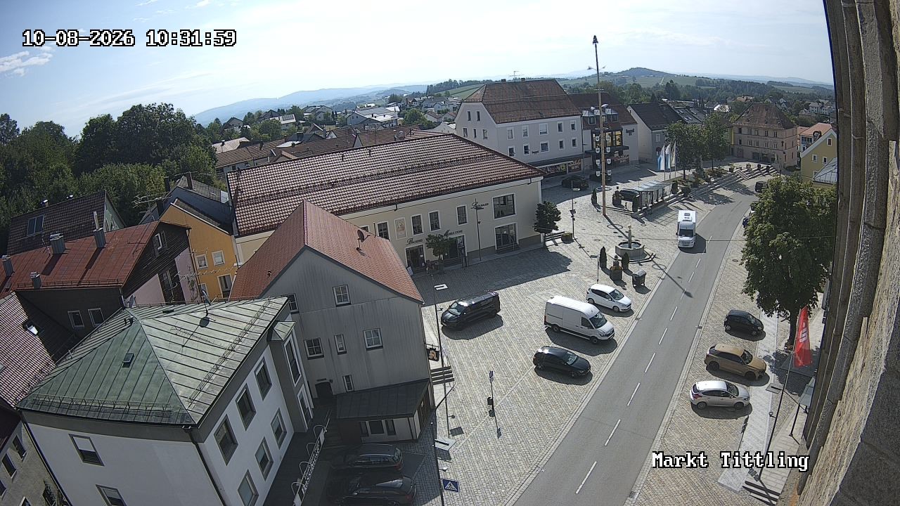 Archiv Foto Webcam Marktplatz in Tittling
