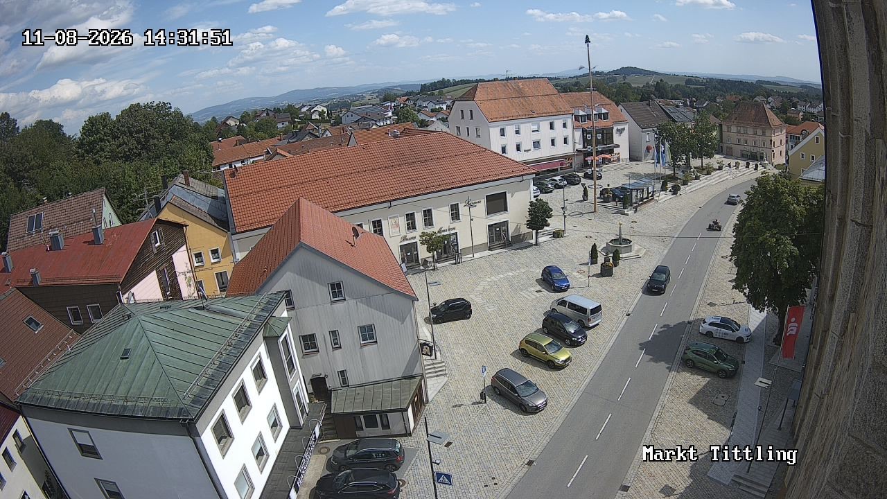 Archiv Foto Webcam Marktplatz in Tittling