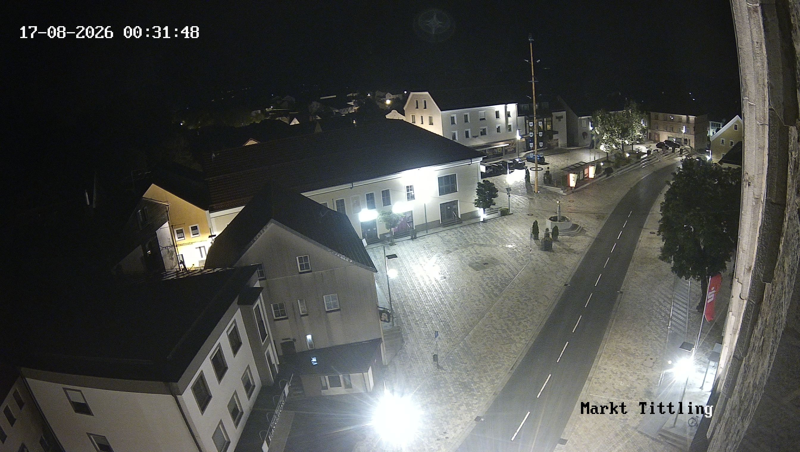 Archiv Foto Webcam Marktplatz in Tittling
