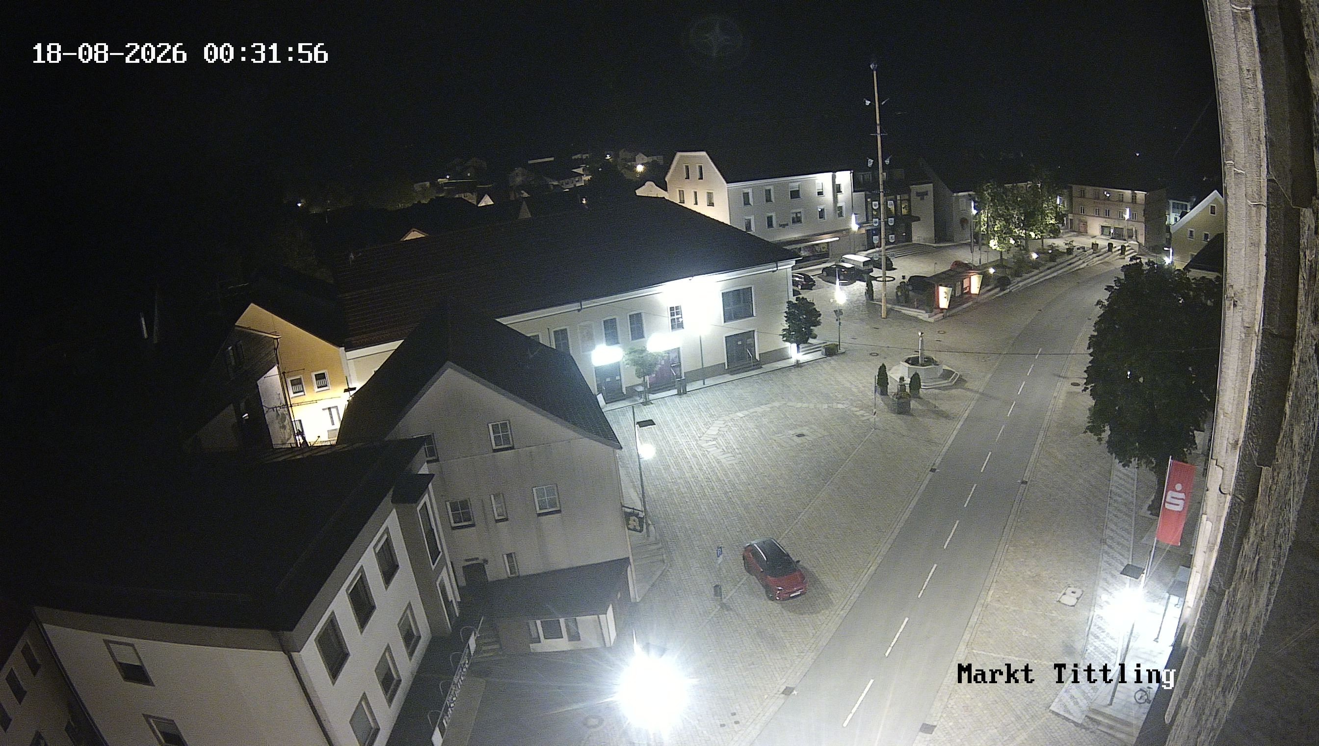 Archiv Foto Webcam Marktplatz in Tittling