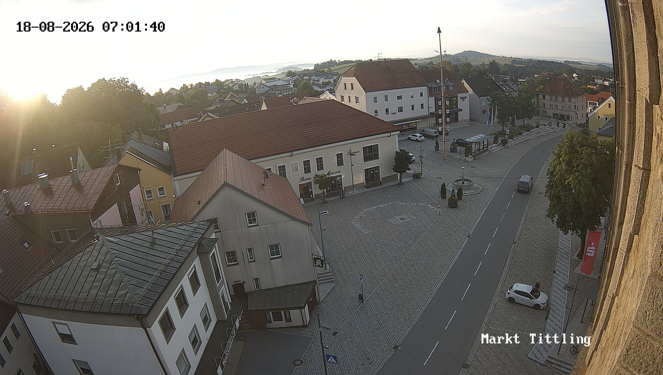 Archiv Foto Webcam Marktplatz in Tittling