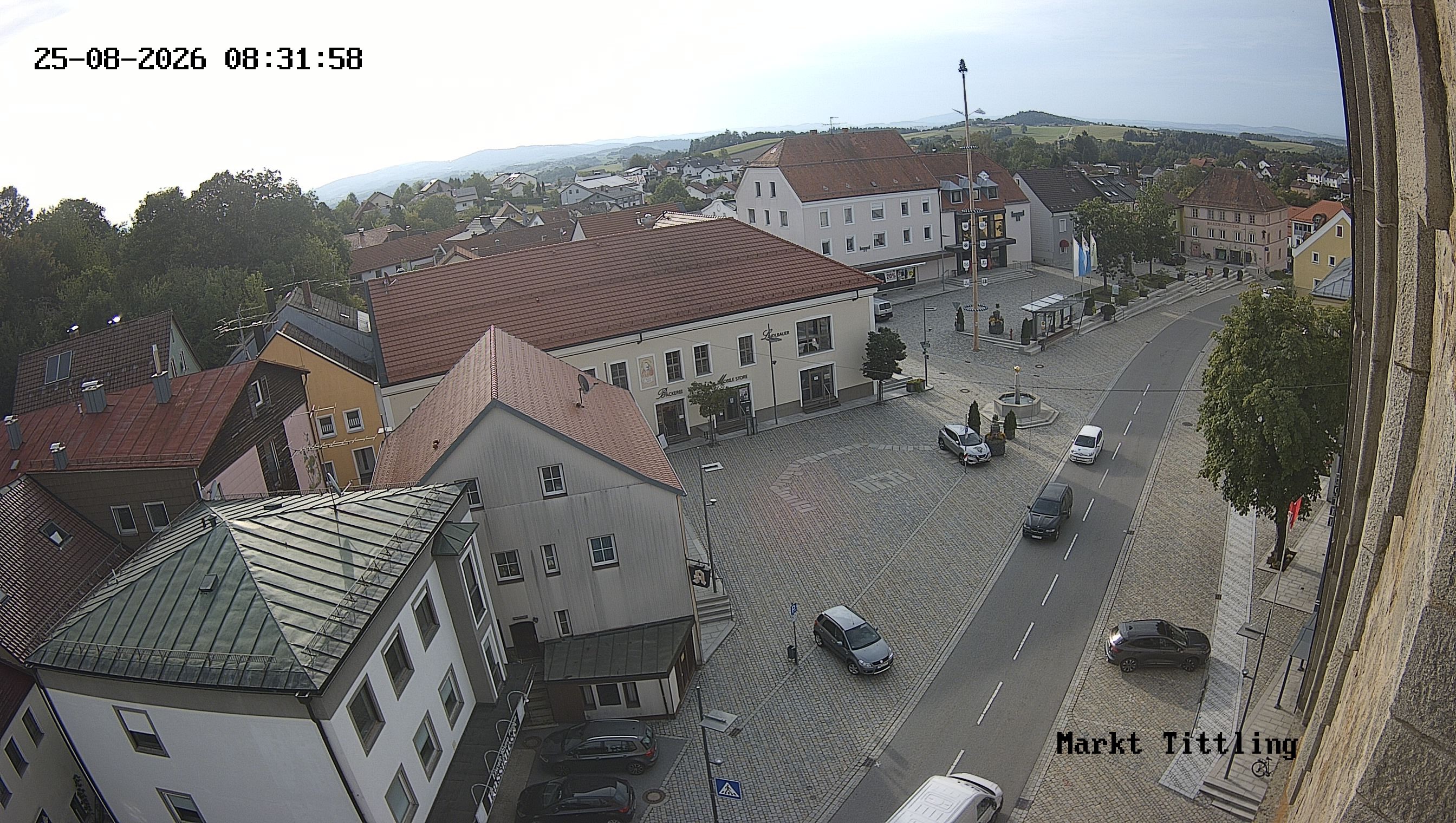 Archiv Foto Webcam Marktplatz in Tittling