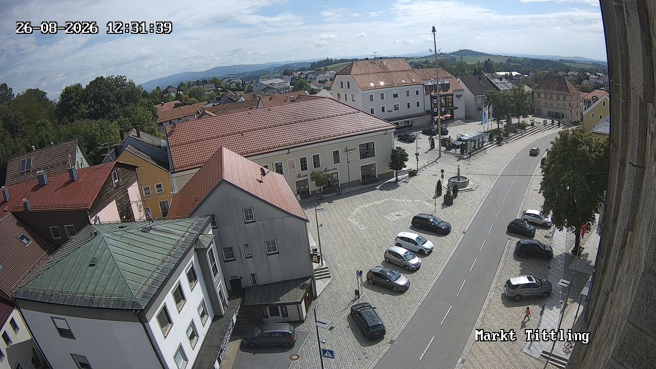 Archiv Foto Webcam Marktplatz in Tittling