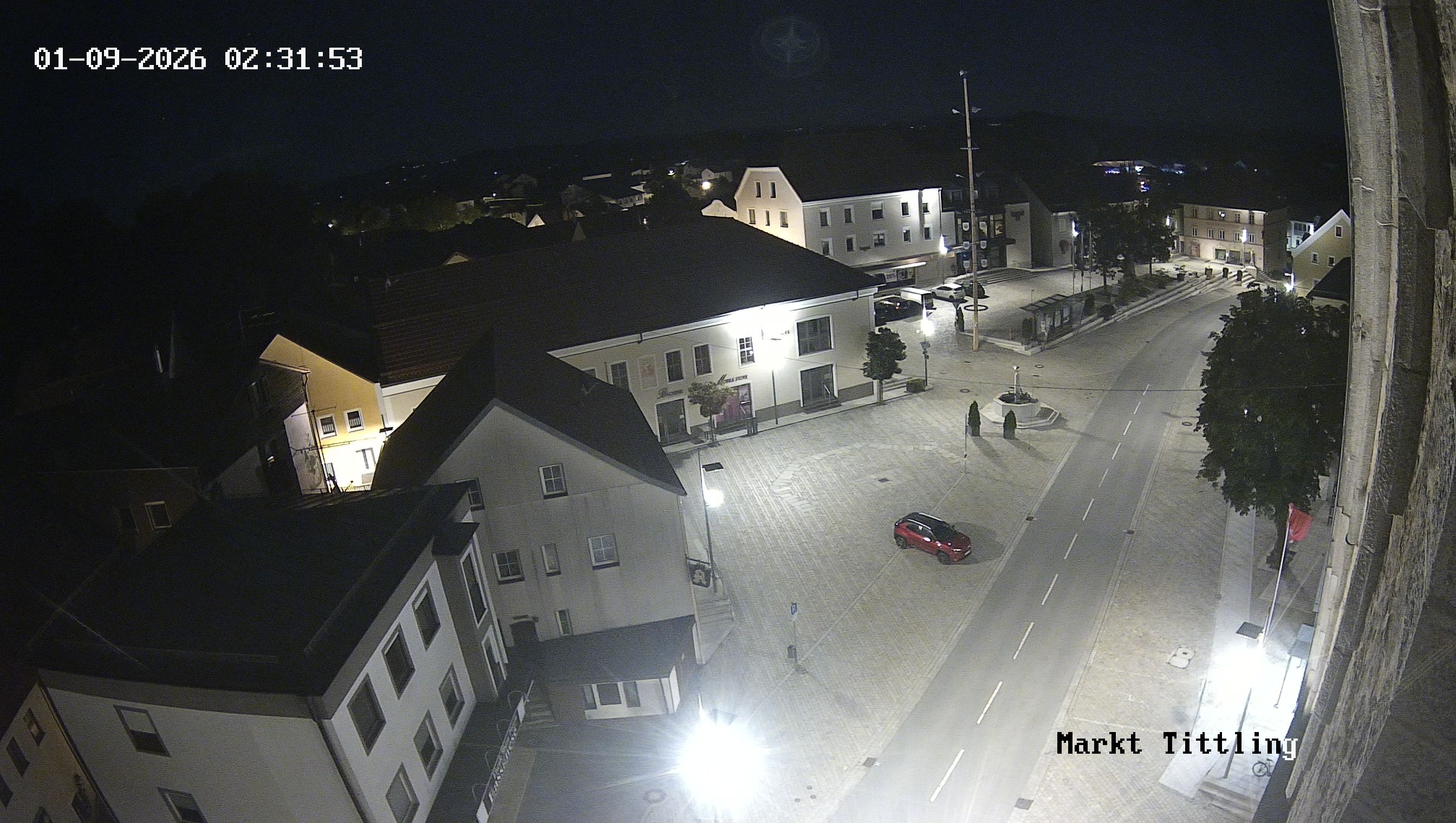 Archiv Foto Webcam Marktplatz in Tittling