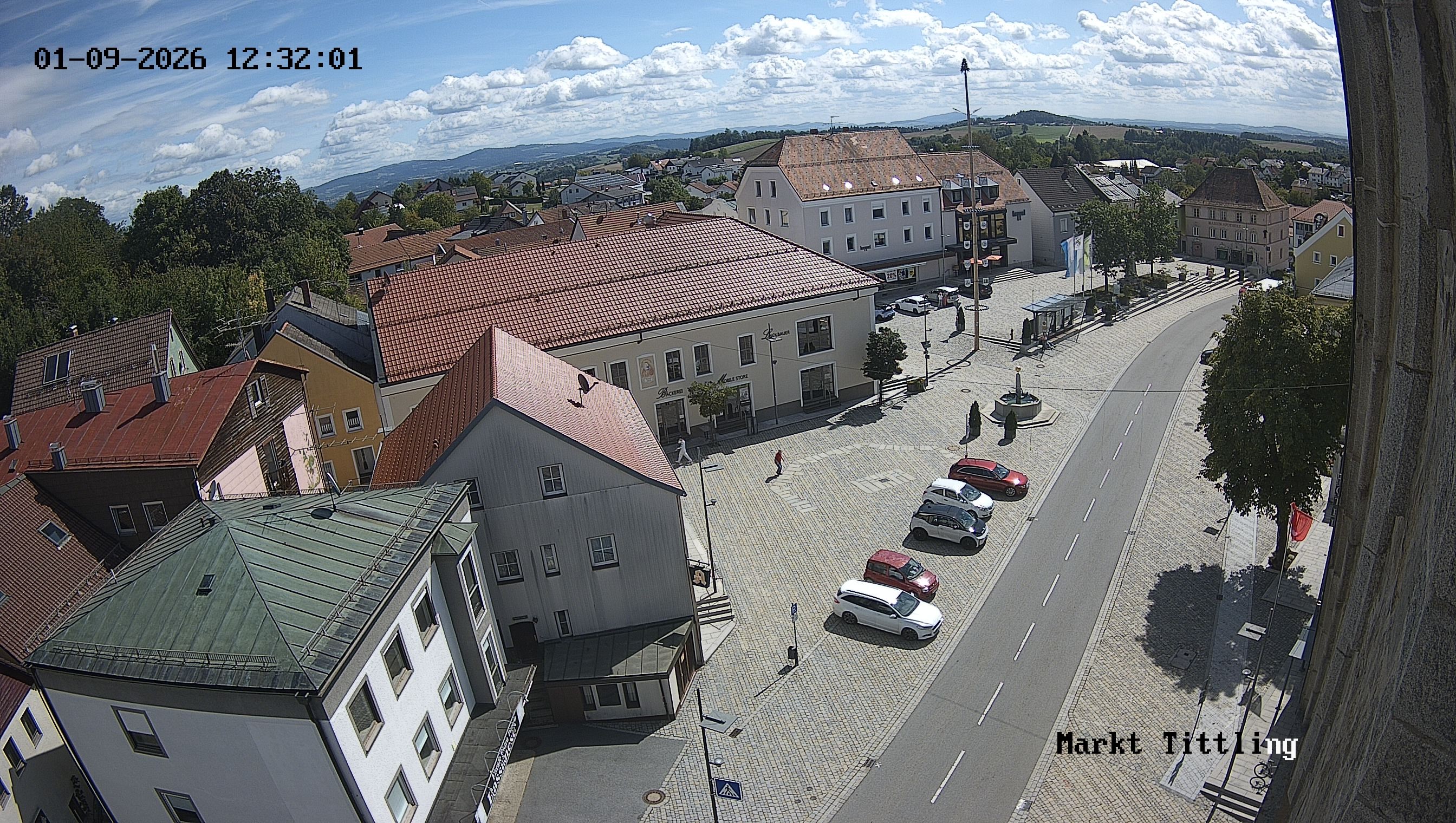 Archiv Foto Webcam Marktplatz in Tittling