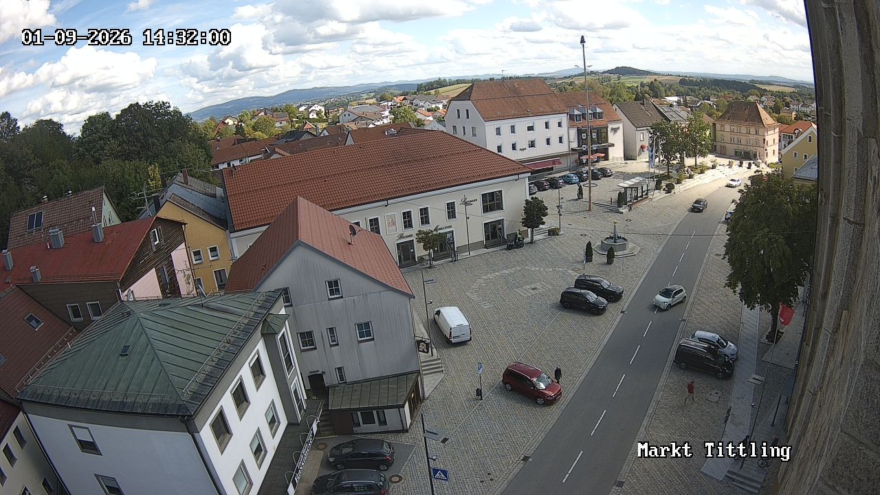 Archiv Foto Webcam Marktplatz in Tittling