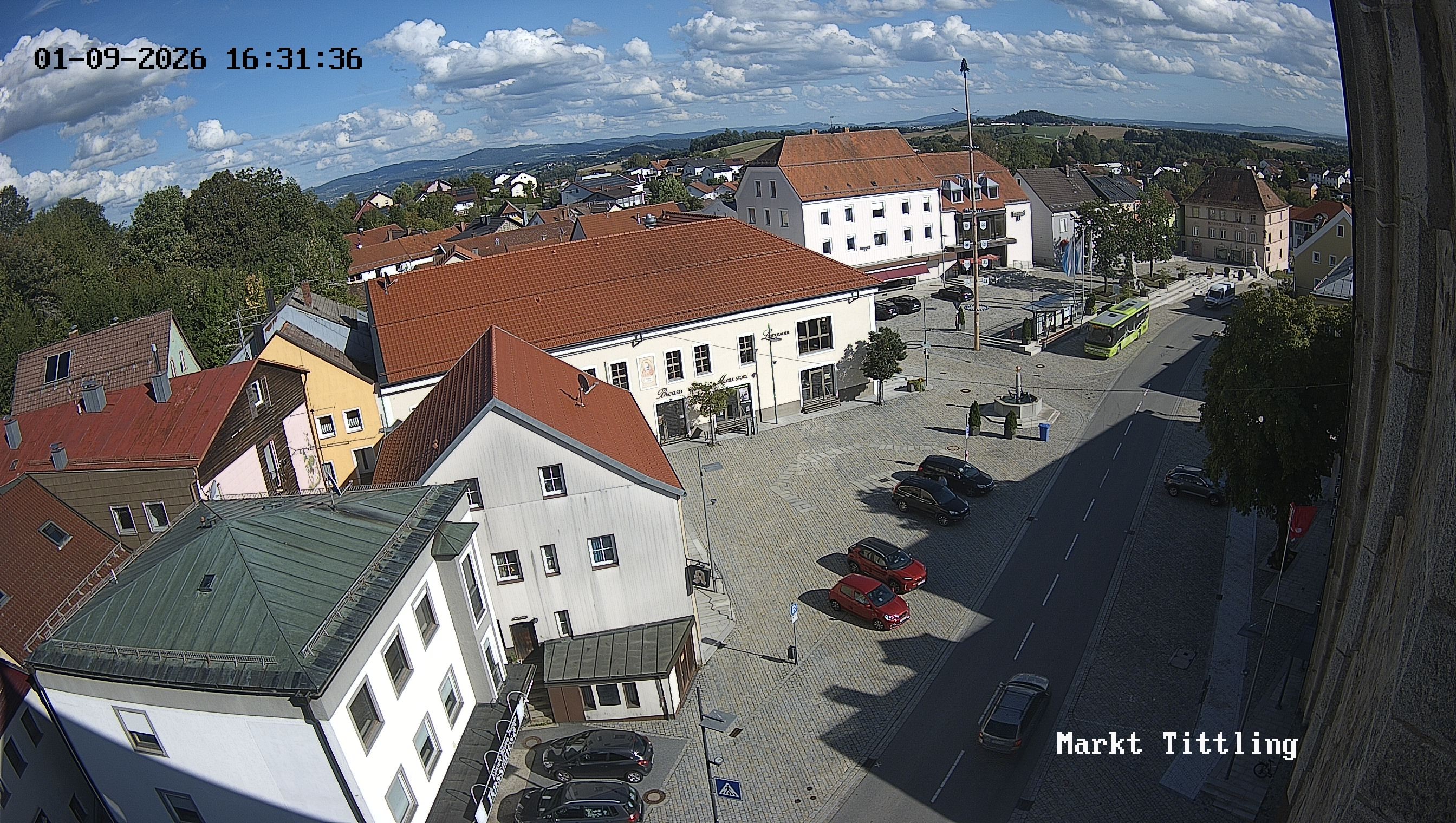 Archiv Foto Webcam Marktplatz in Tittling
