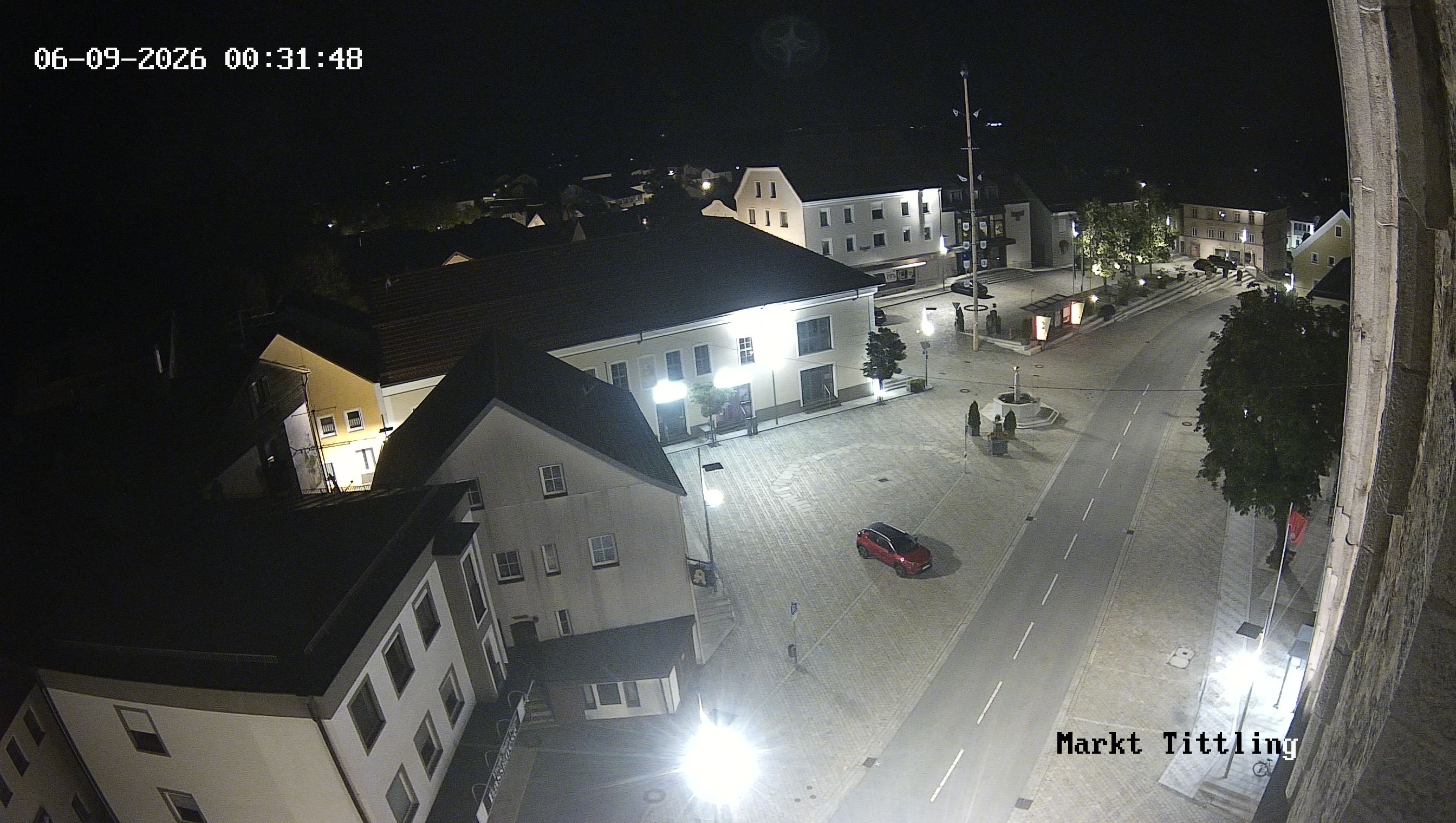 Archiv Foto Webcam Marktplatz in Tittling