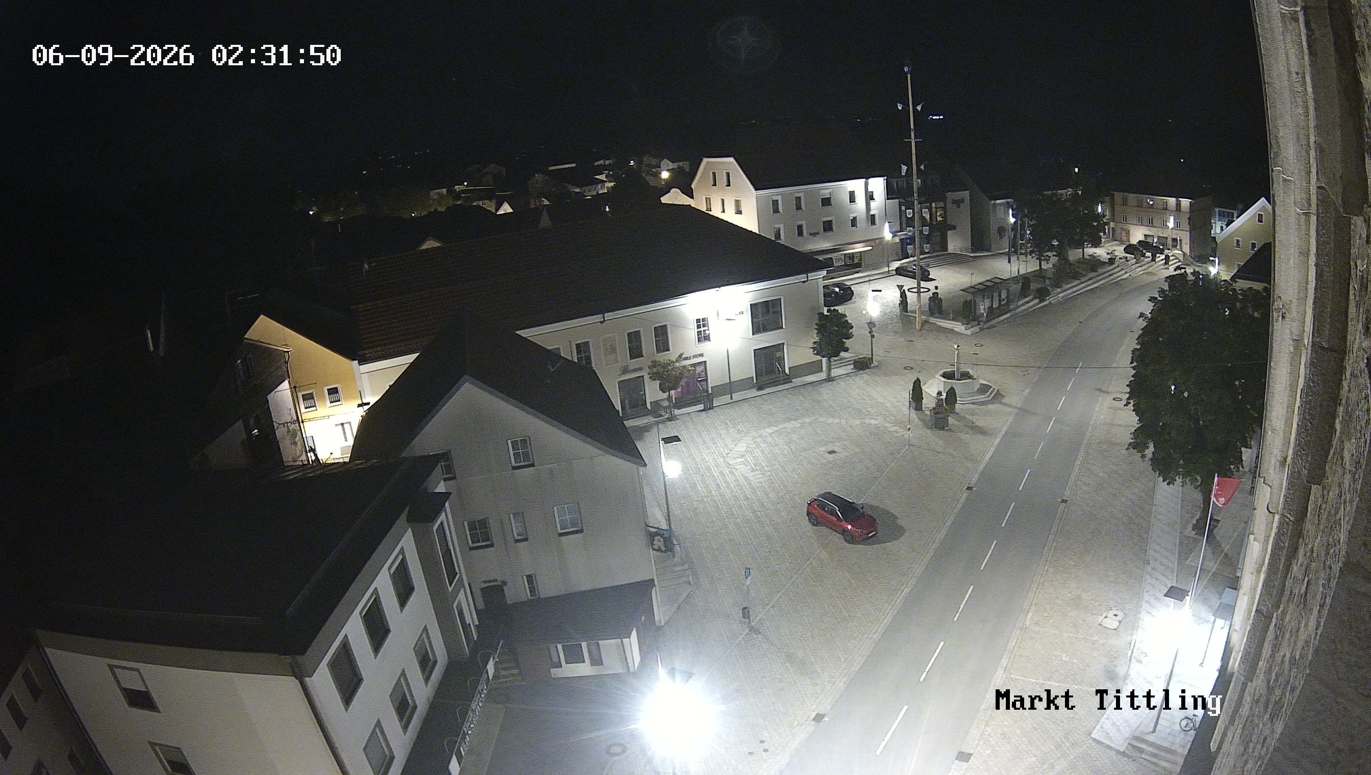 Archiv Foto Webcam Marktplatz in Tittling