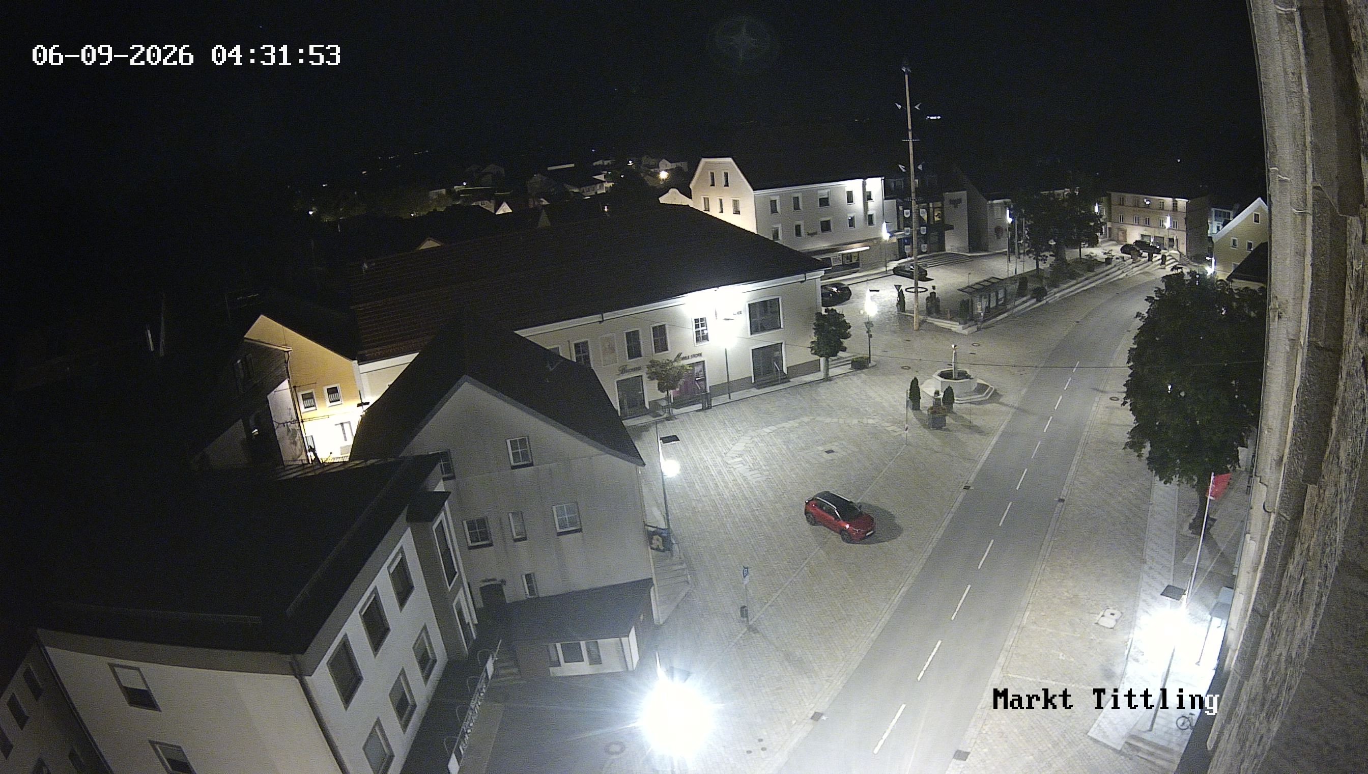 Archiv Foto Webcam Marktplatz in Tittling