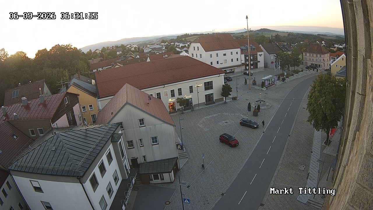 Archiv Foto Webcam Marktplatz in Tittling