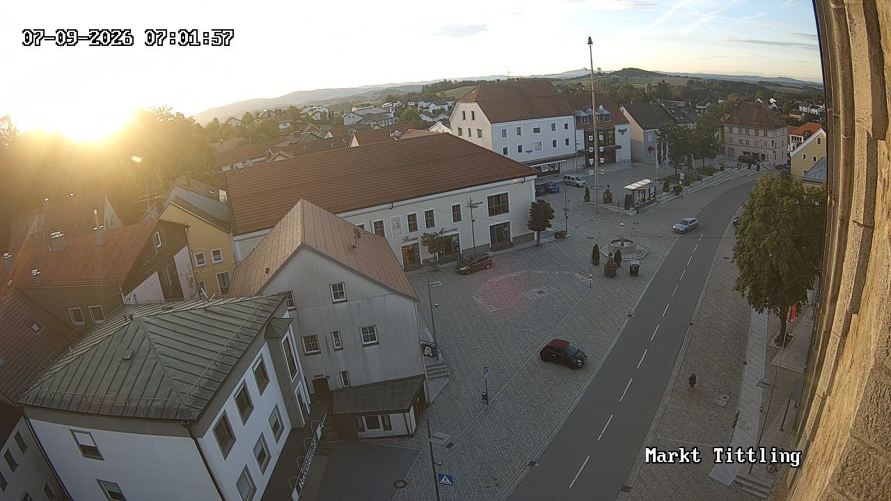 Archiv Foto Webcam Marktplatz in Tittling