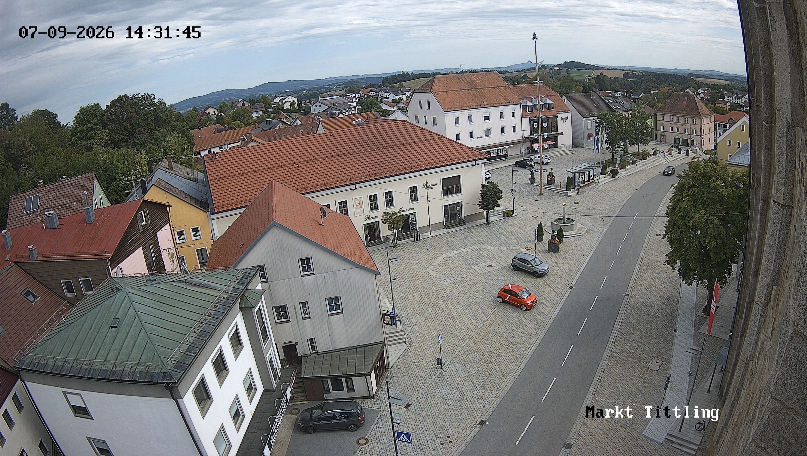 Archiv Foto Webcam Marktplatz in Tittling