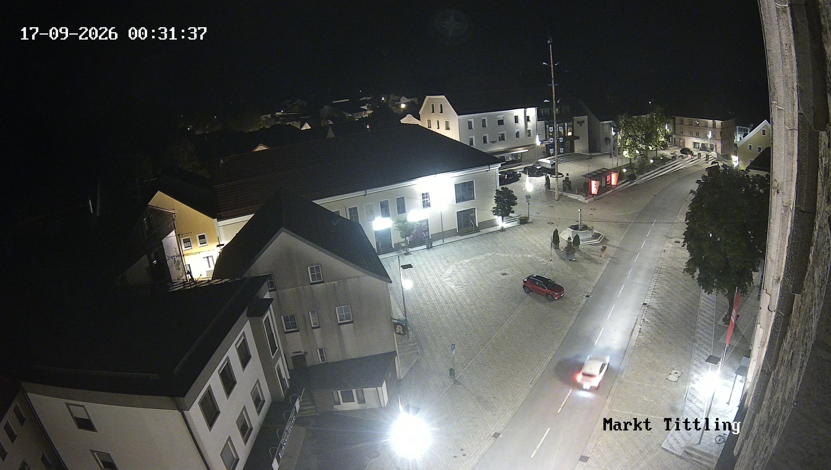Archiv Foto Webcam Marktplatz in Tittling