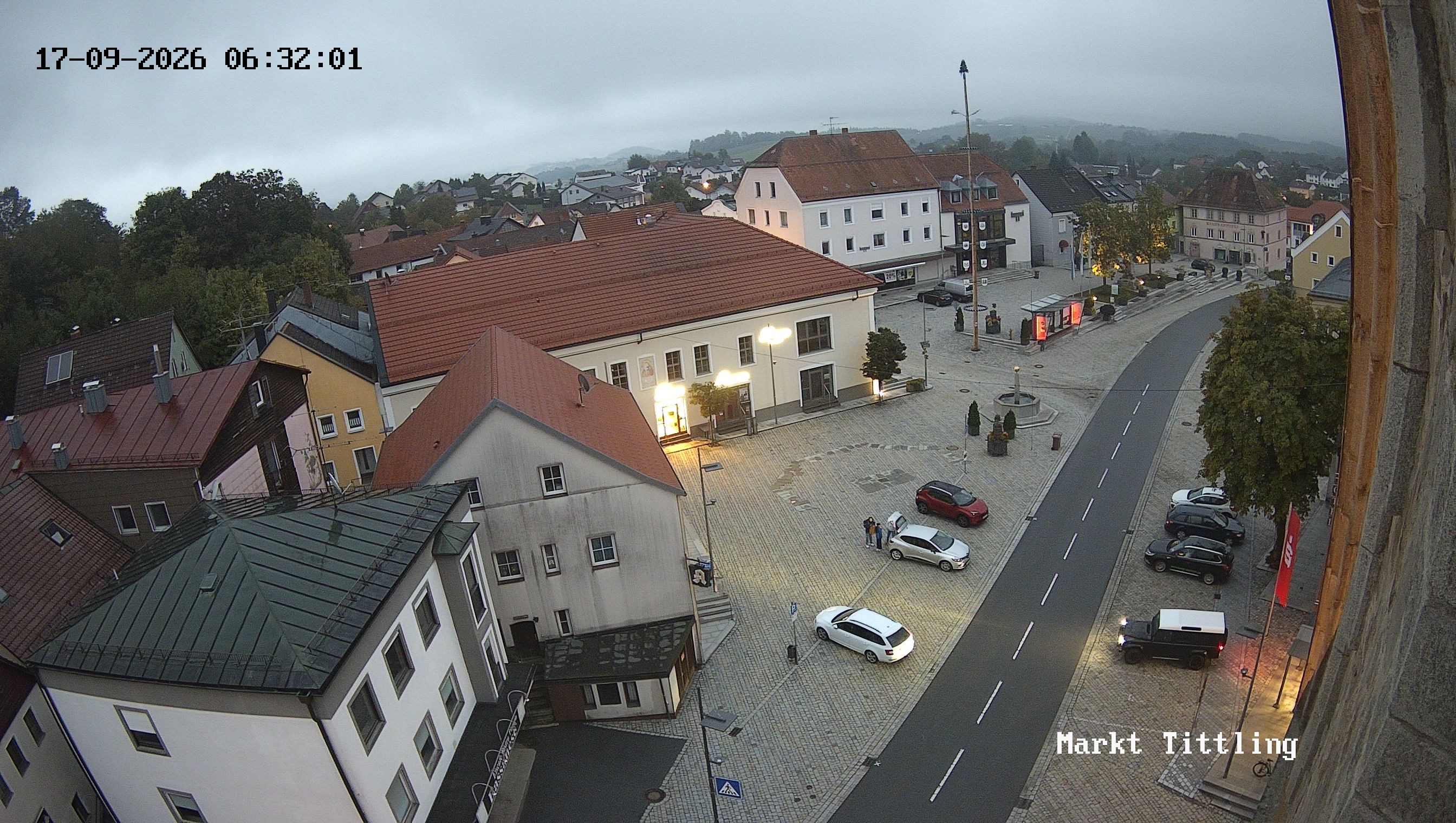 Archiv Foto Webcam Marktplatz in Tittling