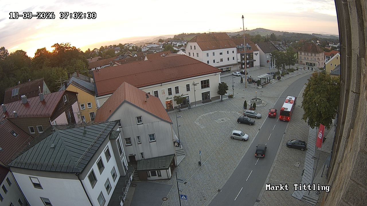 Archiv Foto Webcam Marktplatz in Tittling