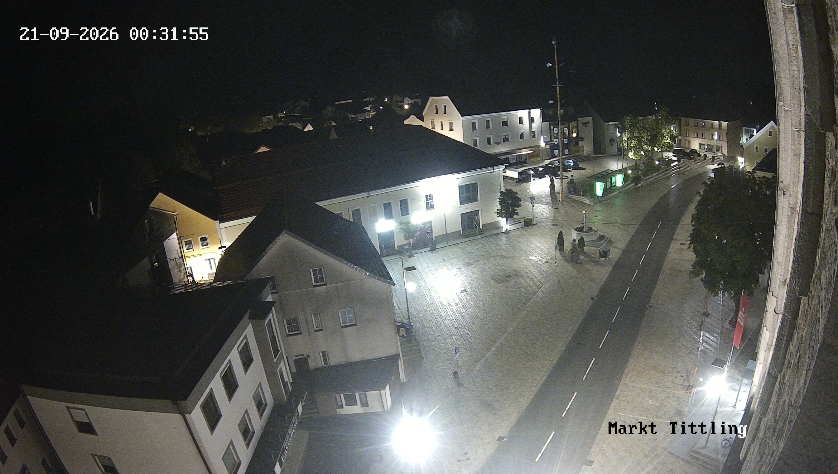 Archiv Foto Webcam Marktplatz in Tittling