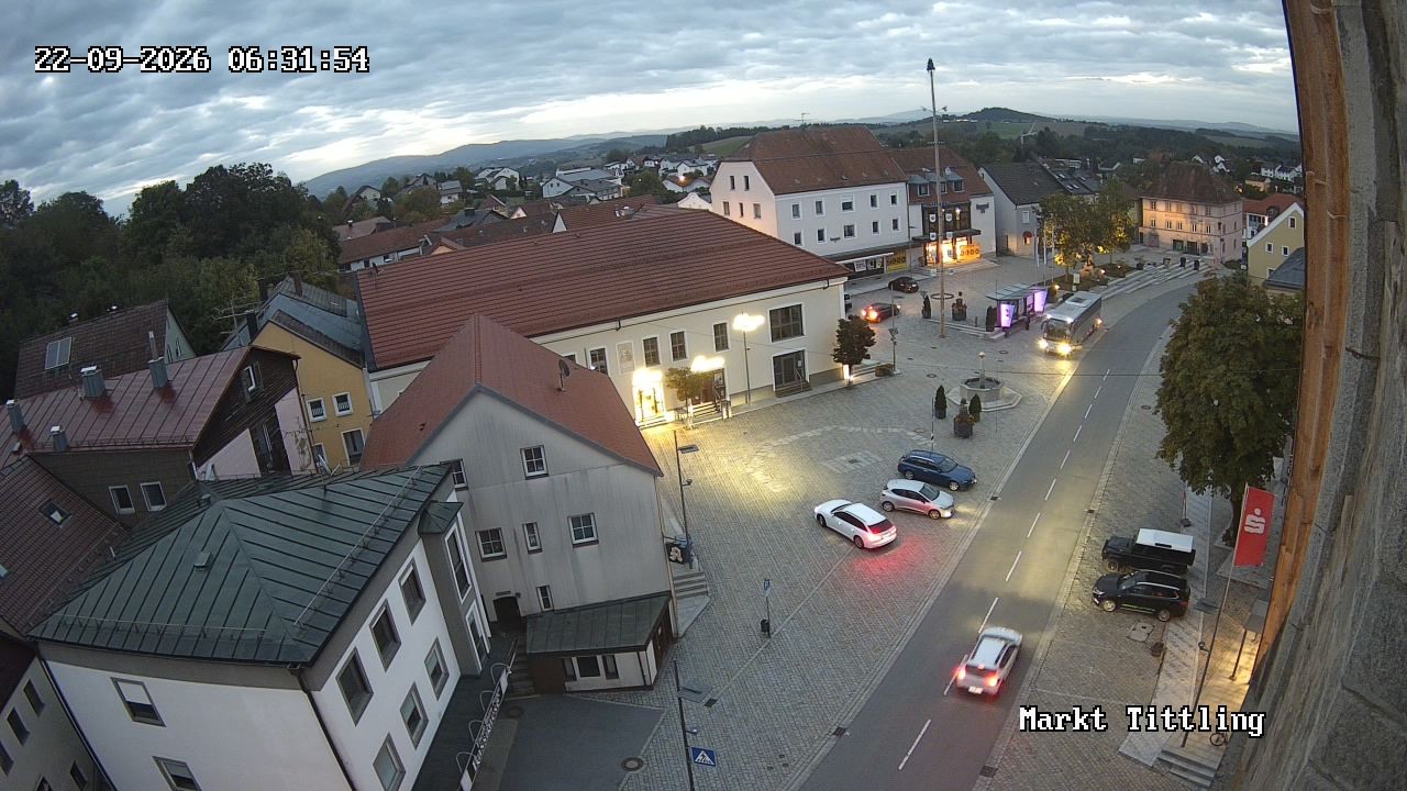 Archiv Foto Webcam Marktplatz in Tittling