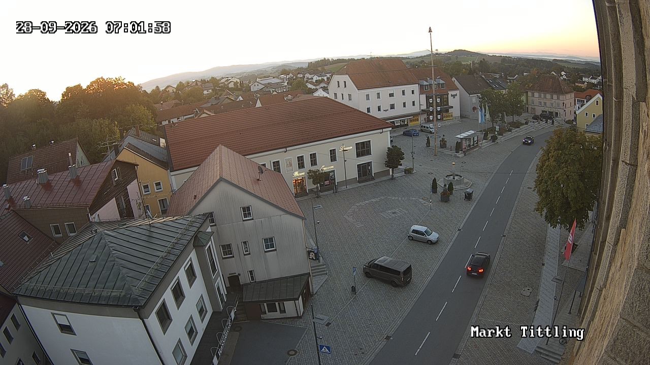 Archiv Foto Webcam Marktplatz in Tittling