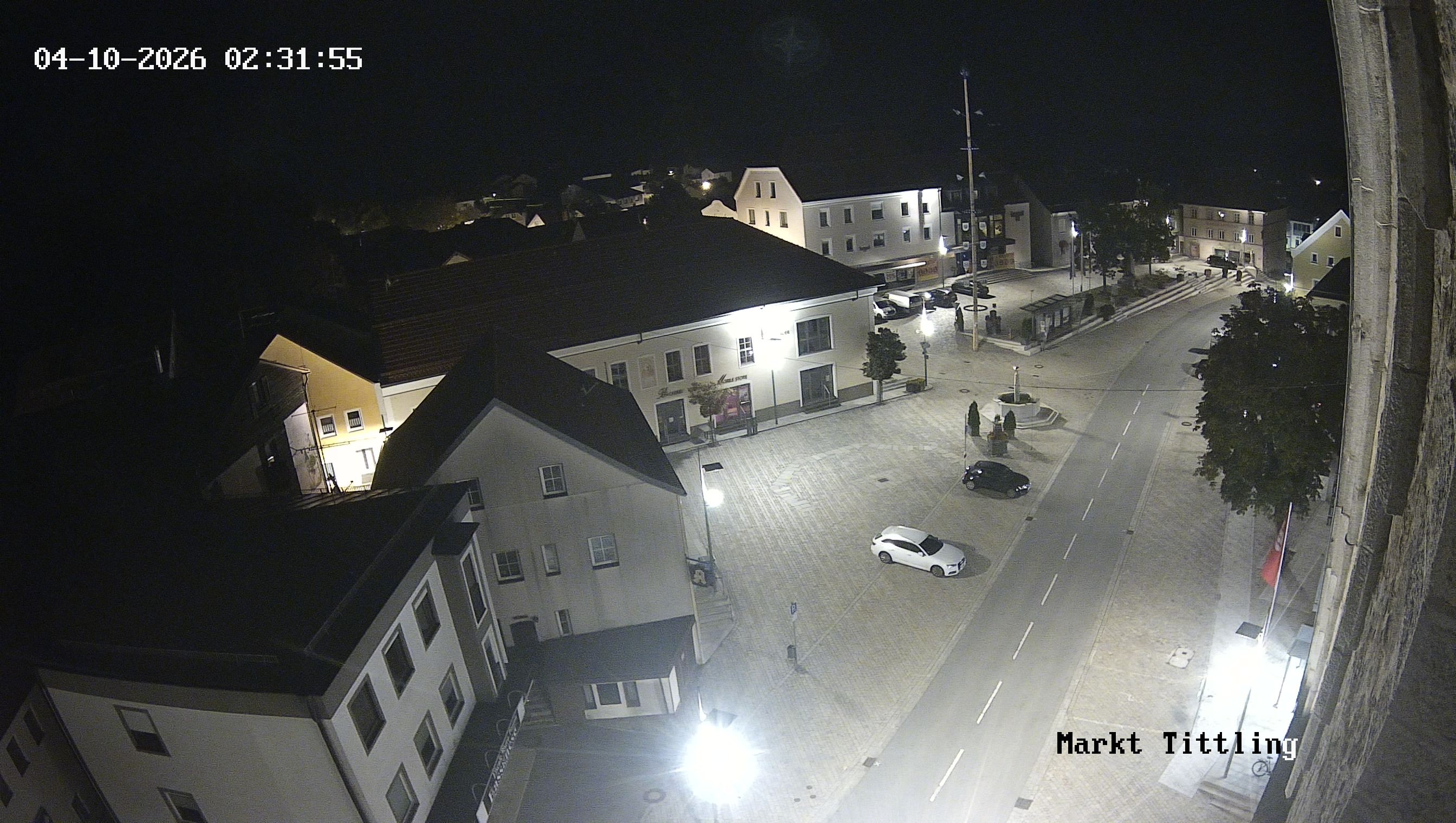 Archiv Foto Webcam Marktplatz in Tittling
