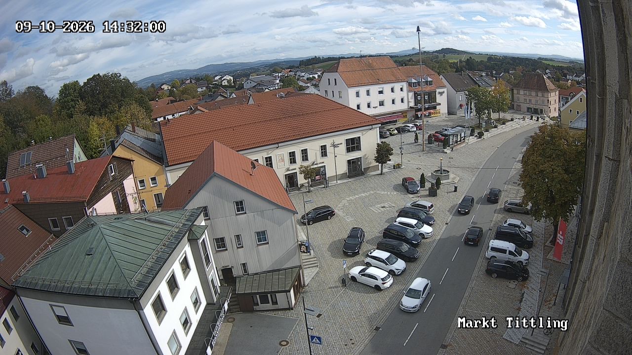 Archiv Foto Webcam Marktplatz in Tittling