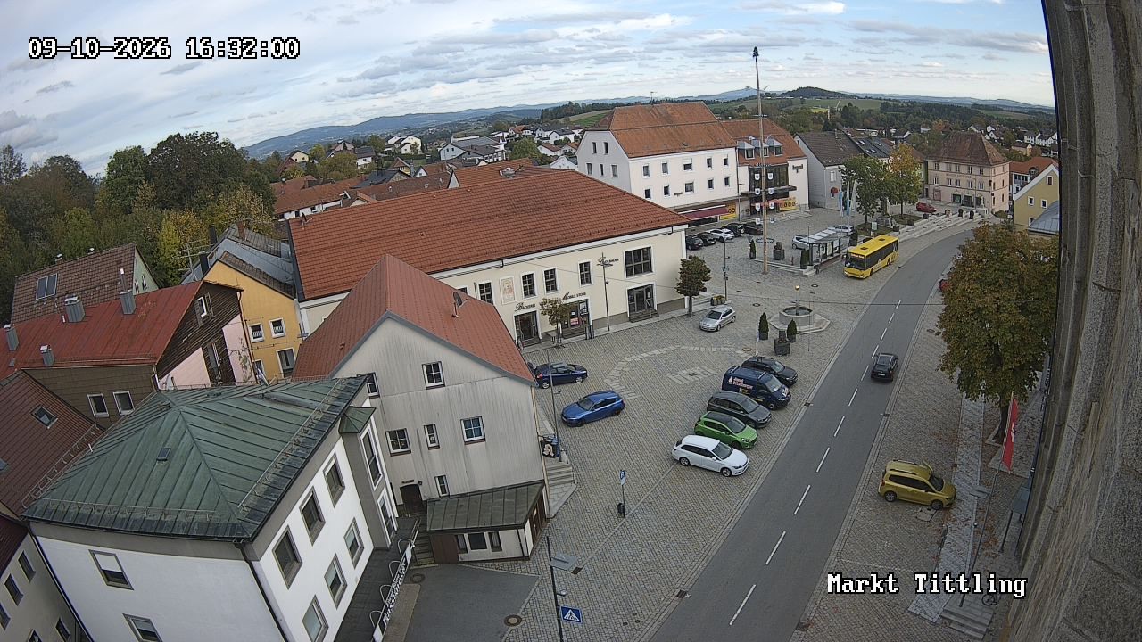 Archiv Foto Webcam Marktplatz in Tittling