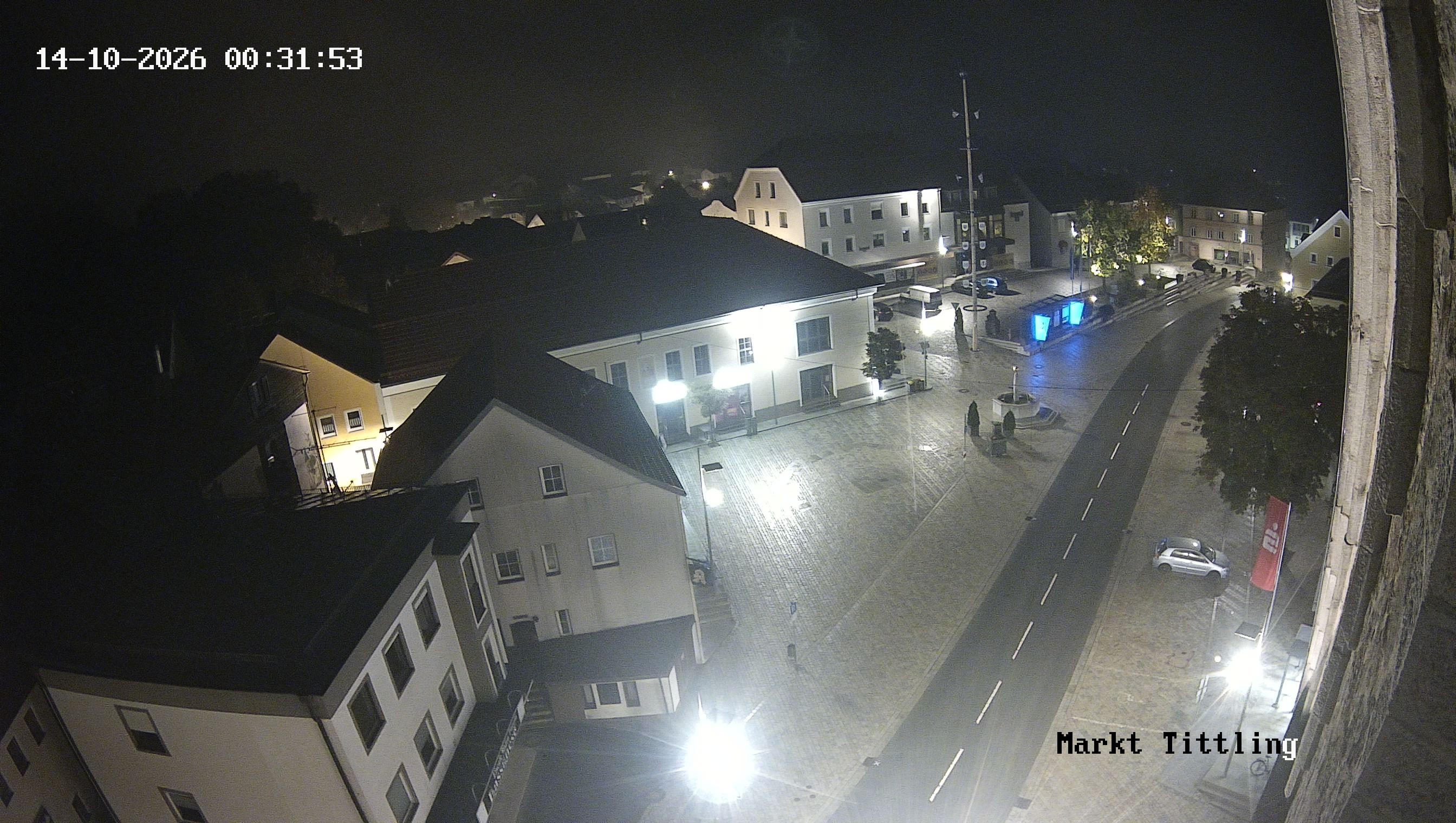 Archiv Foto Webcam Marktplatz in Tittling
