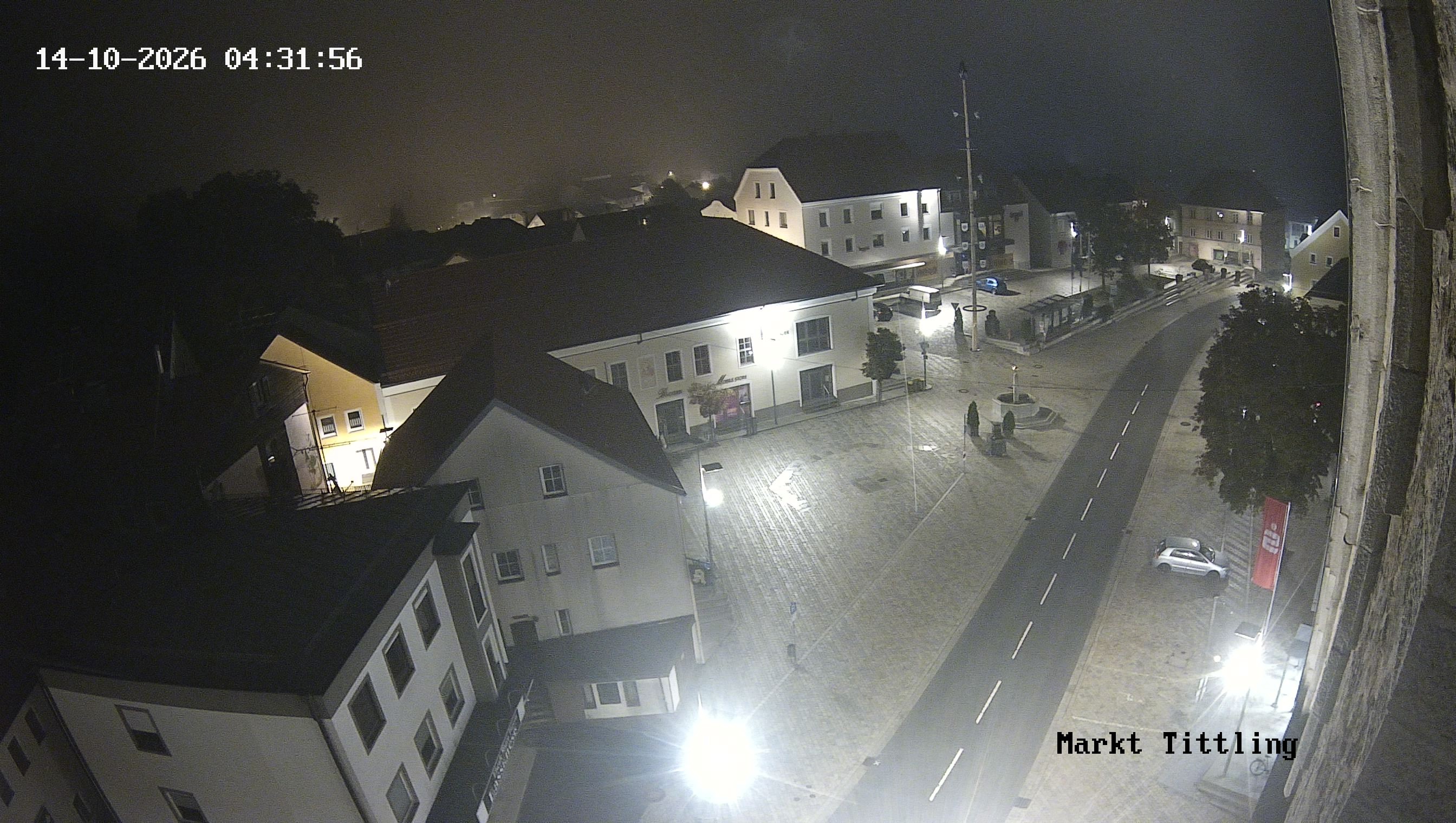 Archiv Foto Webcam Marktplatz in Tittling