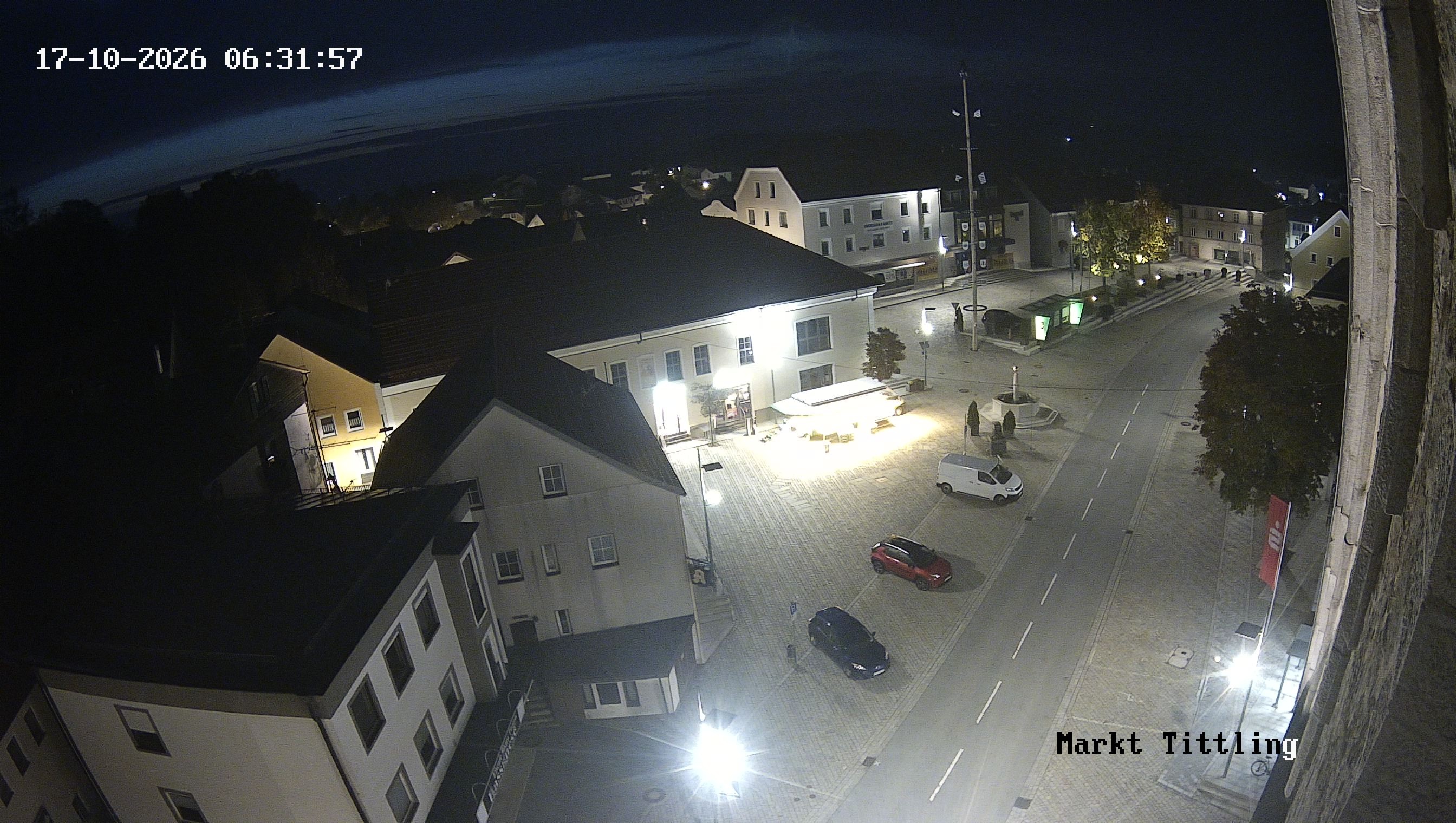 Archiv Foto Webcam Marktplatz in Tittling