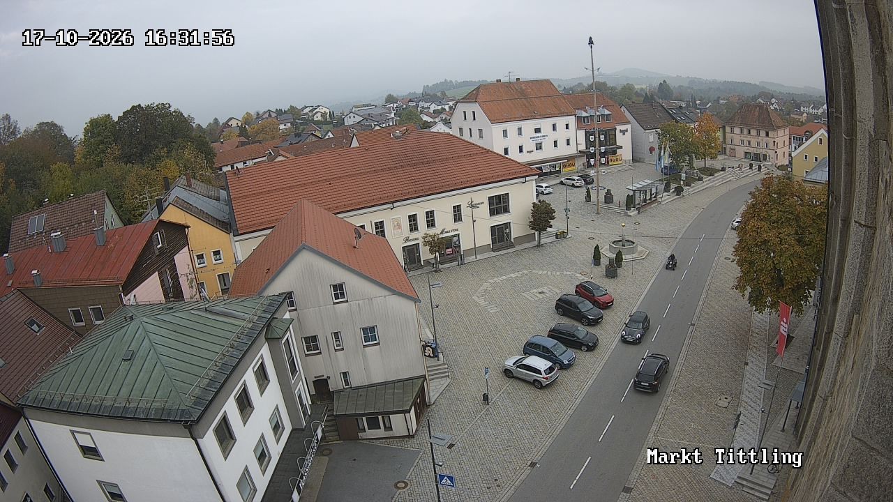 Archiv Foto Webcam Marktplatz in Tittling