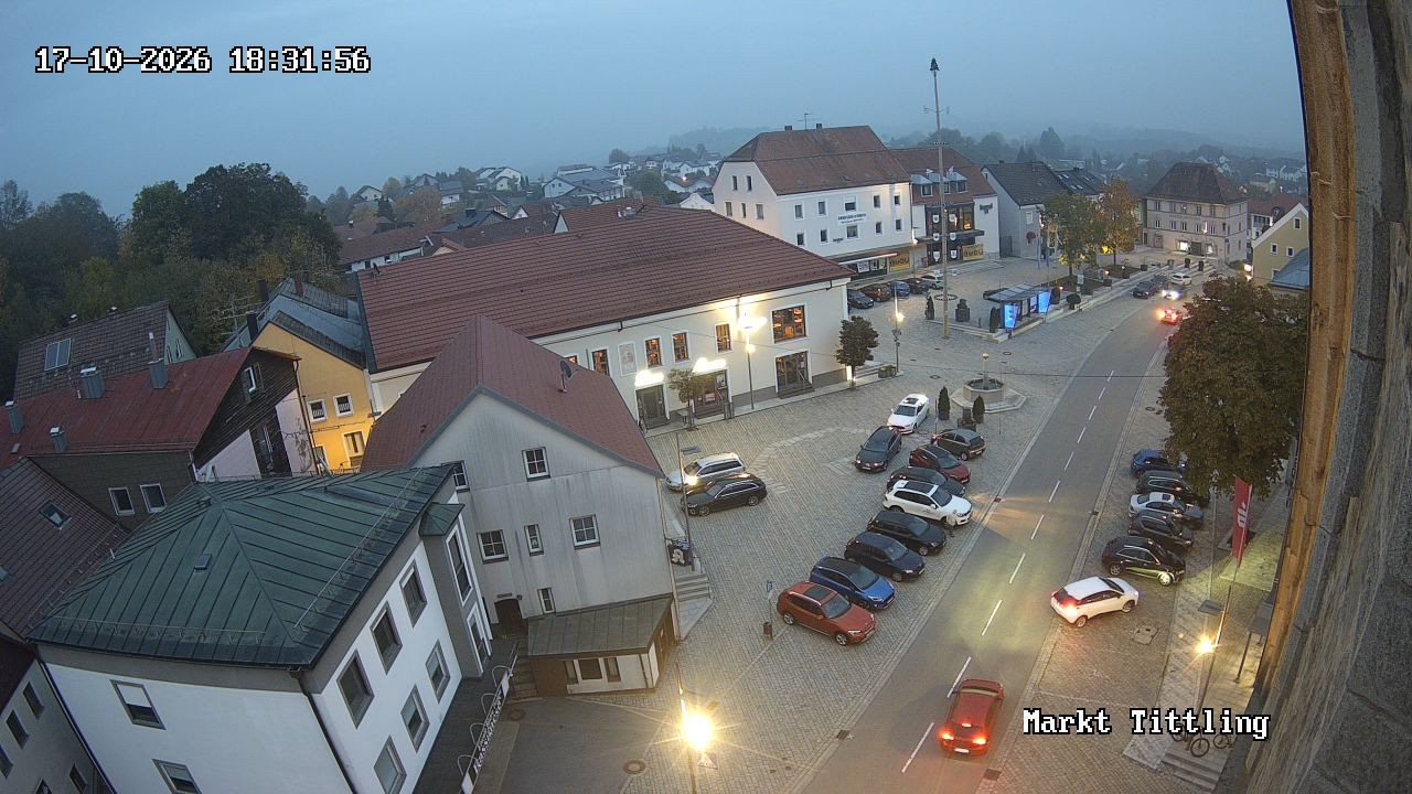 Archiv Foto Webcam Marktplatz in Tittling
