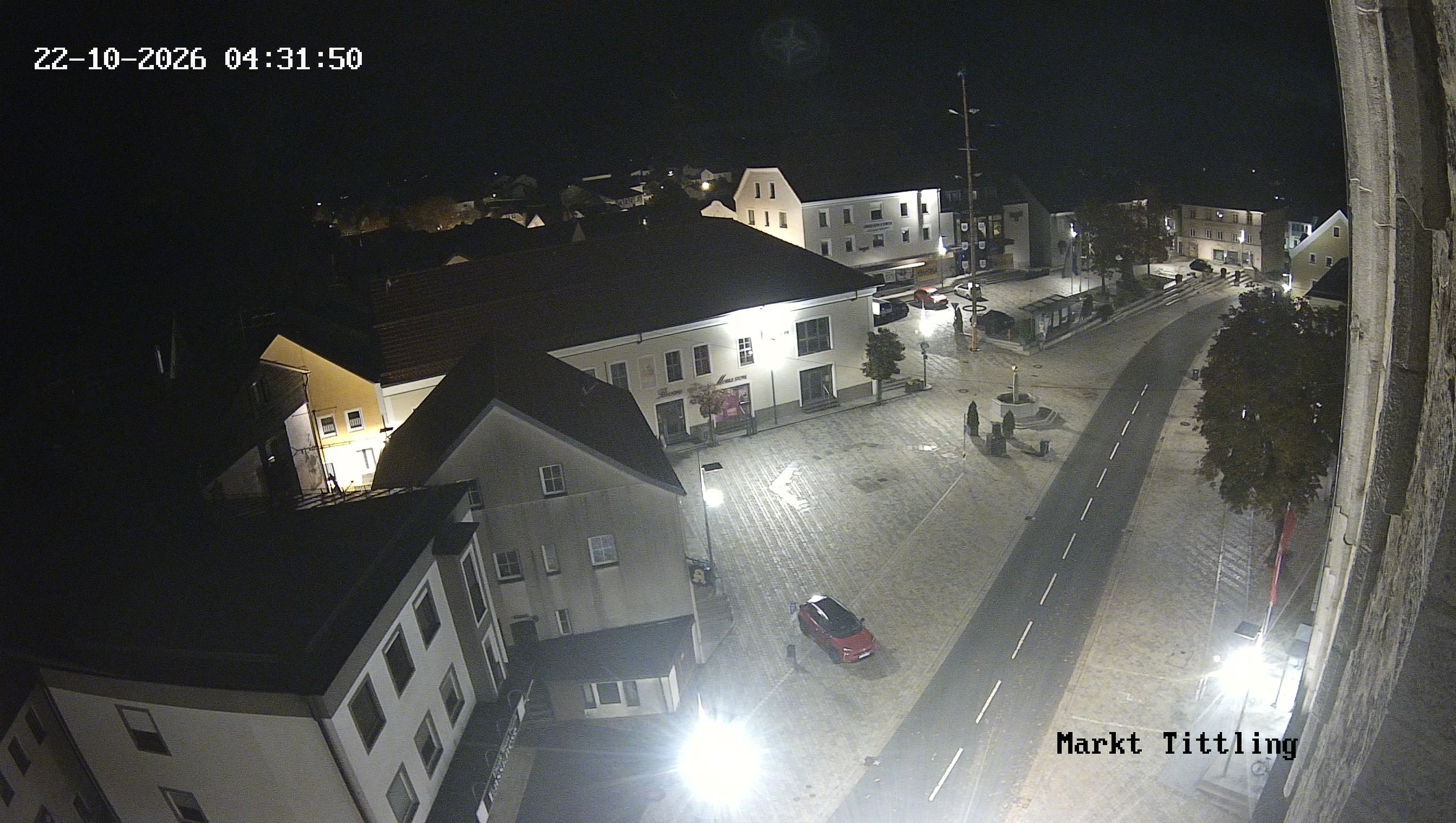 Archiv Foto Webcam Marktplatz in Tittling