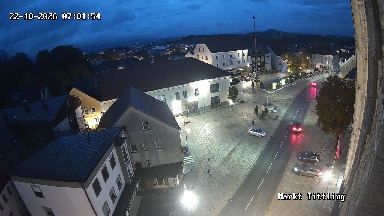 Archiv Foto Webcam Marktplatz in Tittling