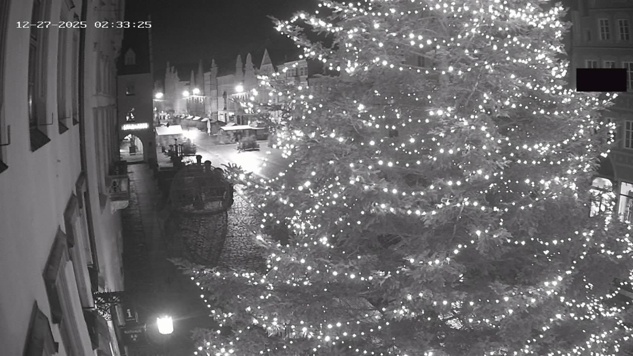 Archiv Foto Webcam Landshut: Blick vom Rathaus auf die Residenz