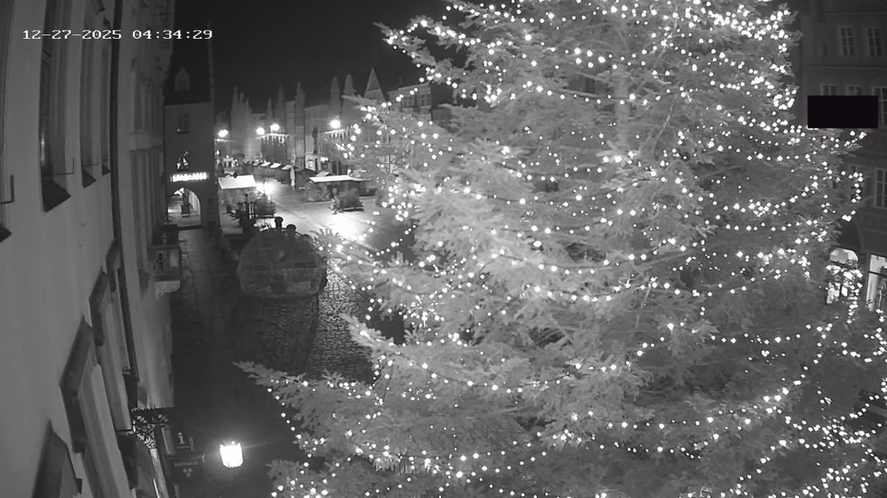 Archiv Foto Webcam Landshut: Blick vom Rathaus auf die Residenz