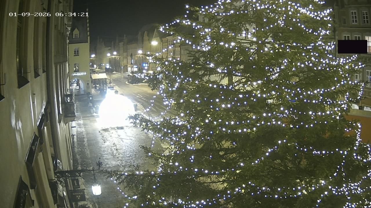Archiv Foto Webcam Landshut: Blick vom Rathaus auf die Residenz