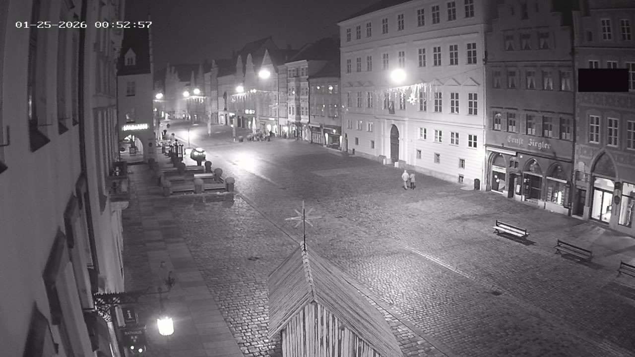 Archiv Foto Webcam Landshut: Blick vom Rathaus auf die Residenz