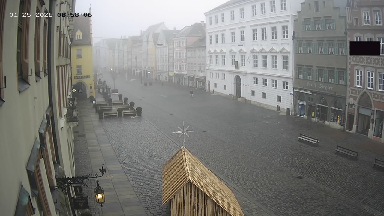 Archiv Foto Webcam Landshut: Blick vom Rathaus auf die Residenz