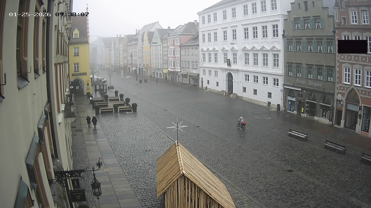 Archiv Foto Webcam Landshut: Blick vom Rathaus auf die Residenz