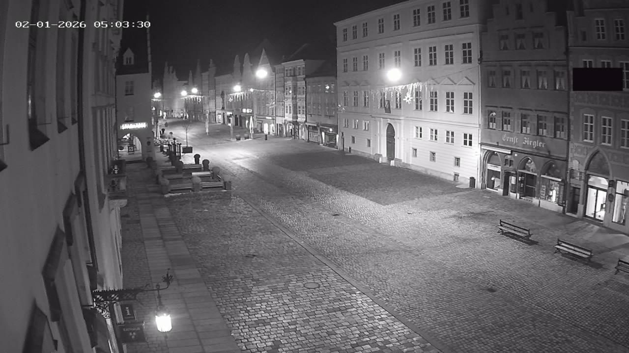 Archiv Foto Webcam Landshut: Blick vom Rathaus auf die Residenz