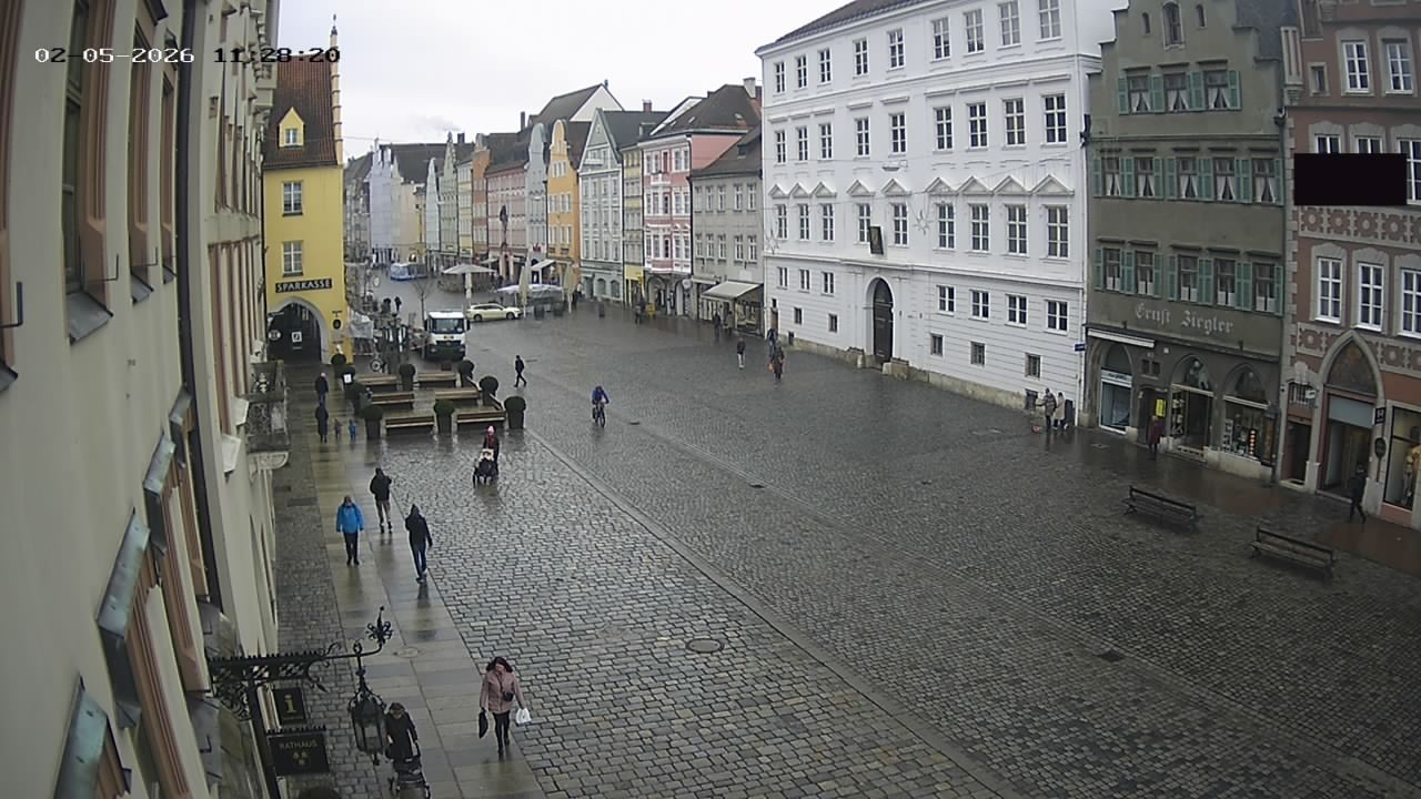 Archiv Foto Webcam Landshut: Blick vom Rathaus auf die Residenz