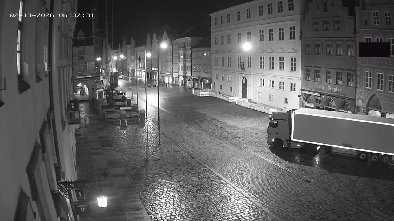 Archiv Foto Webcam Landshut: Blick vom Rathaus auf die Residenz