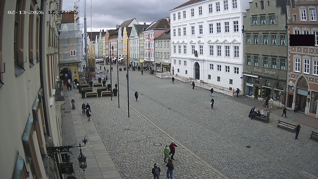 Archiv Foto Webcam Landshut: Blick vom Rathaus auf die Residenz
